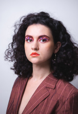 Make-up, Haarstyling | Model: Lisa Sam | Foto: Christoph Radl