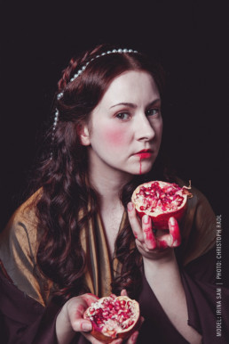 Make-up, Haare und Kostüm | Renaissance Shooting | Model: Irina Sam | Foto: Christoph Radl